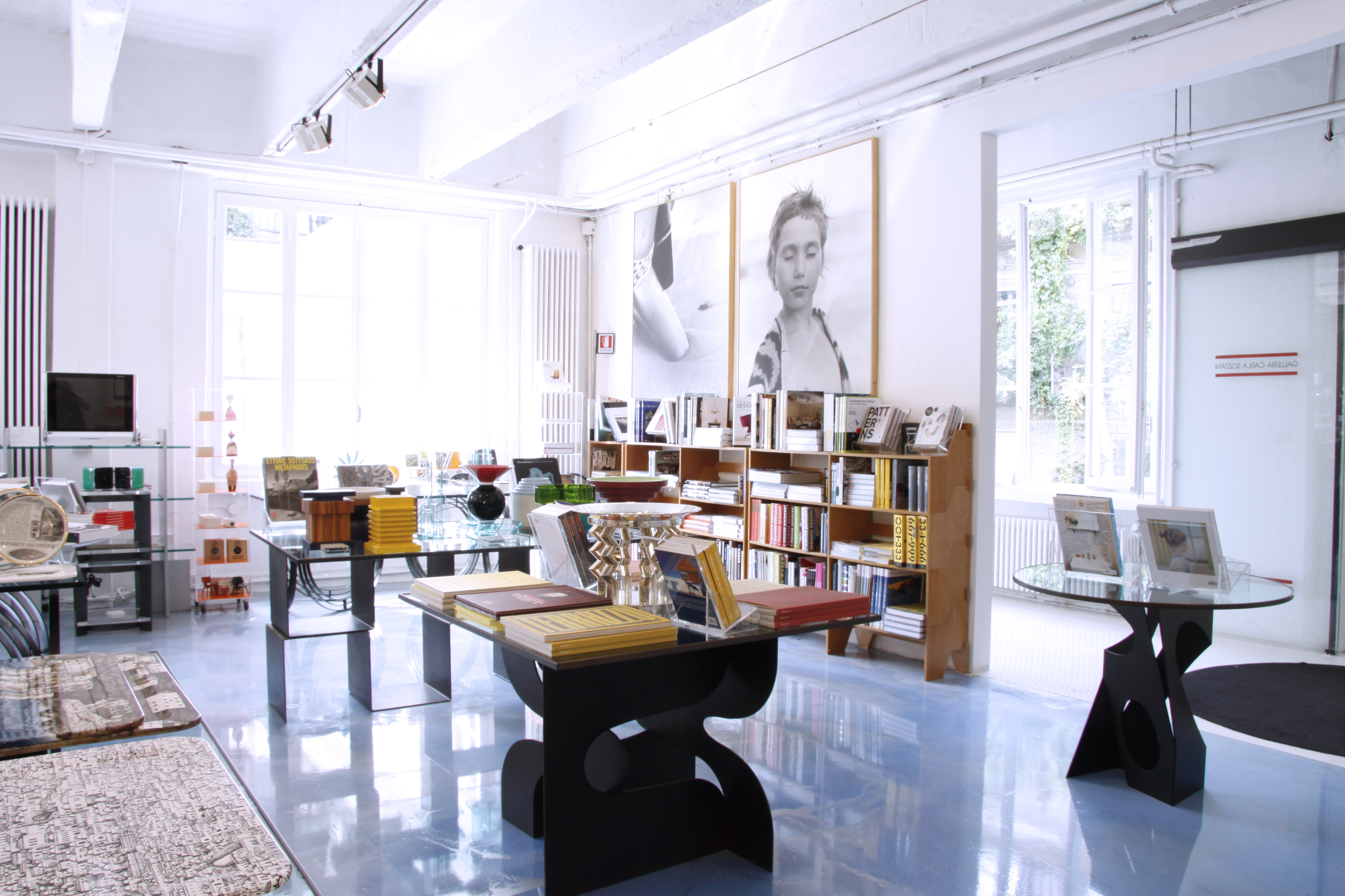 BOOKSTORES : BACK TO THE FUTURE, FORWARD INTO HISTORY: 10 Corso Como 當代最美書店風華 - 當時尚與閱讀相遇