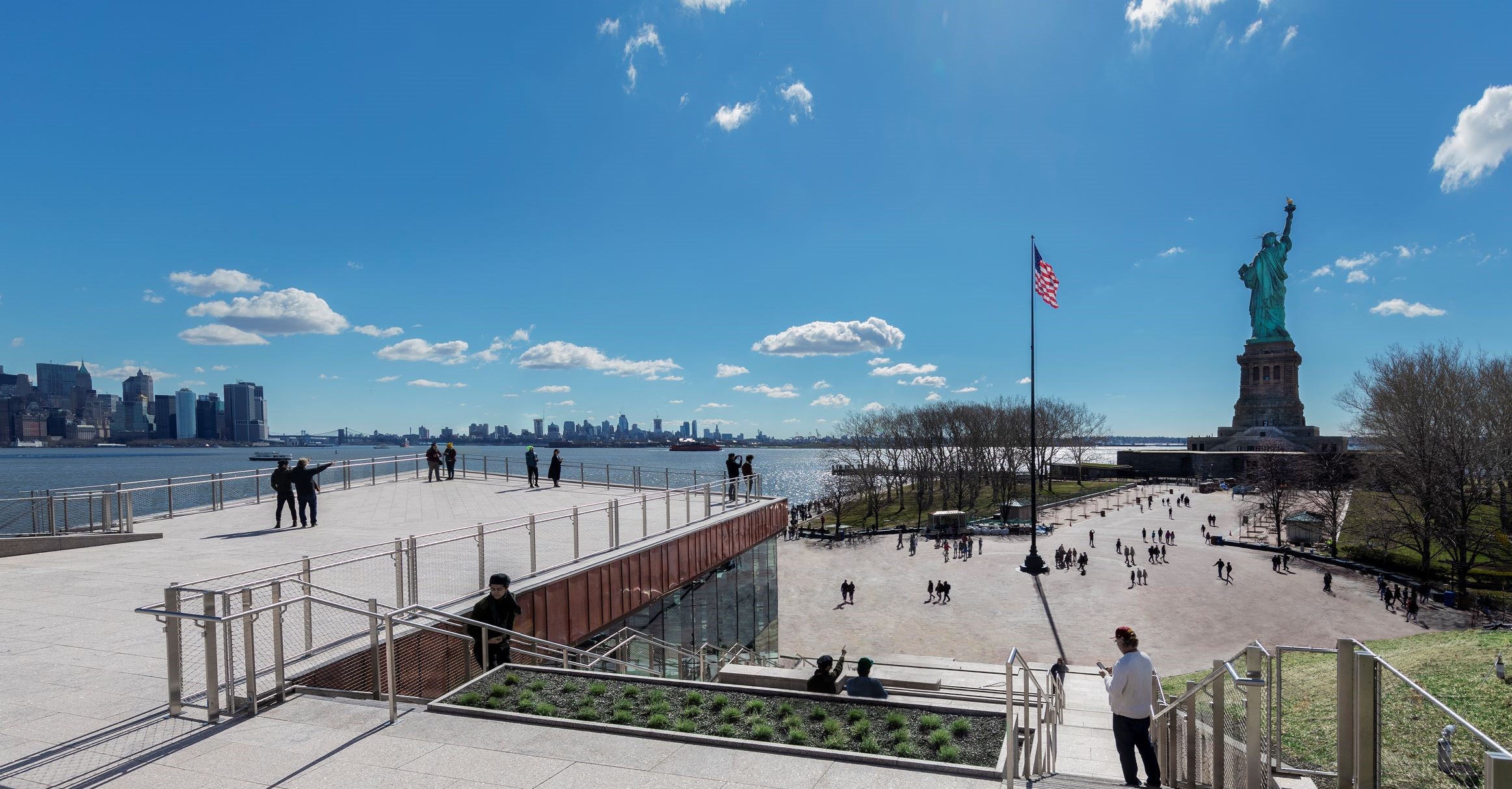 STATUE OF LIBERTY MUSEUM 照亮自由开放精神