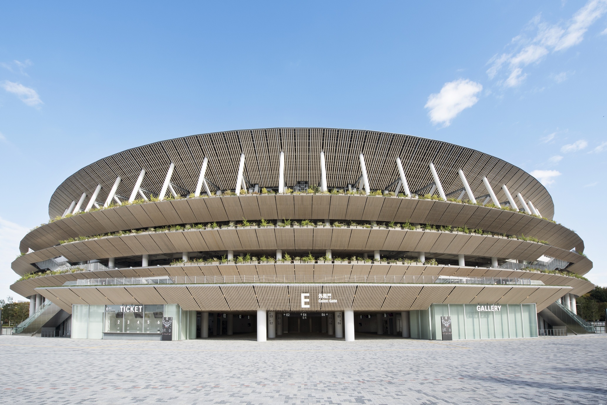 结合环保和绿化设计的东京国立竞技场， 是东京奥运最大的新建场馆。 （© 东京国立竞技场）