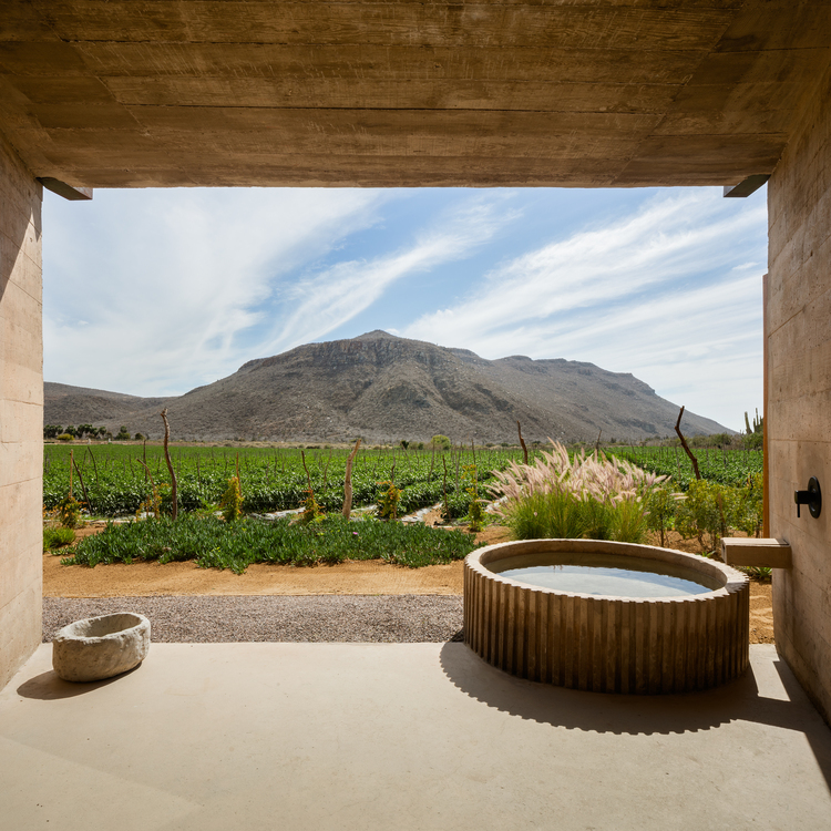 Paradero Hotel 的每间套房都享有隐密的生活空间和辽阔的赏景视野。