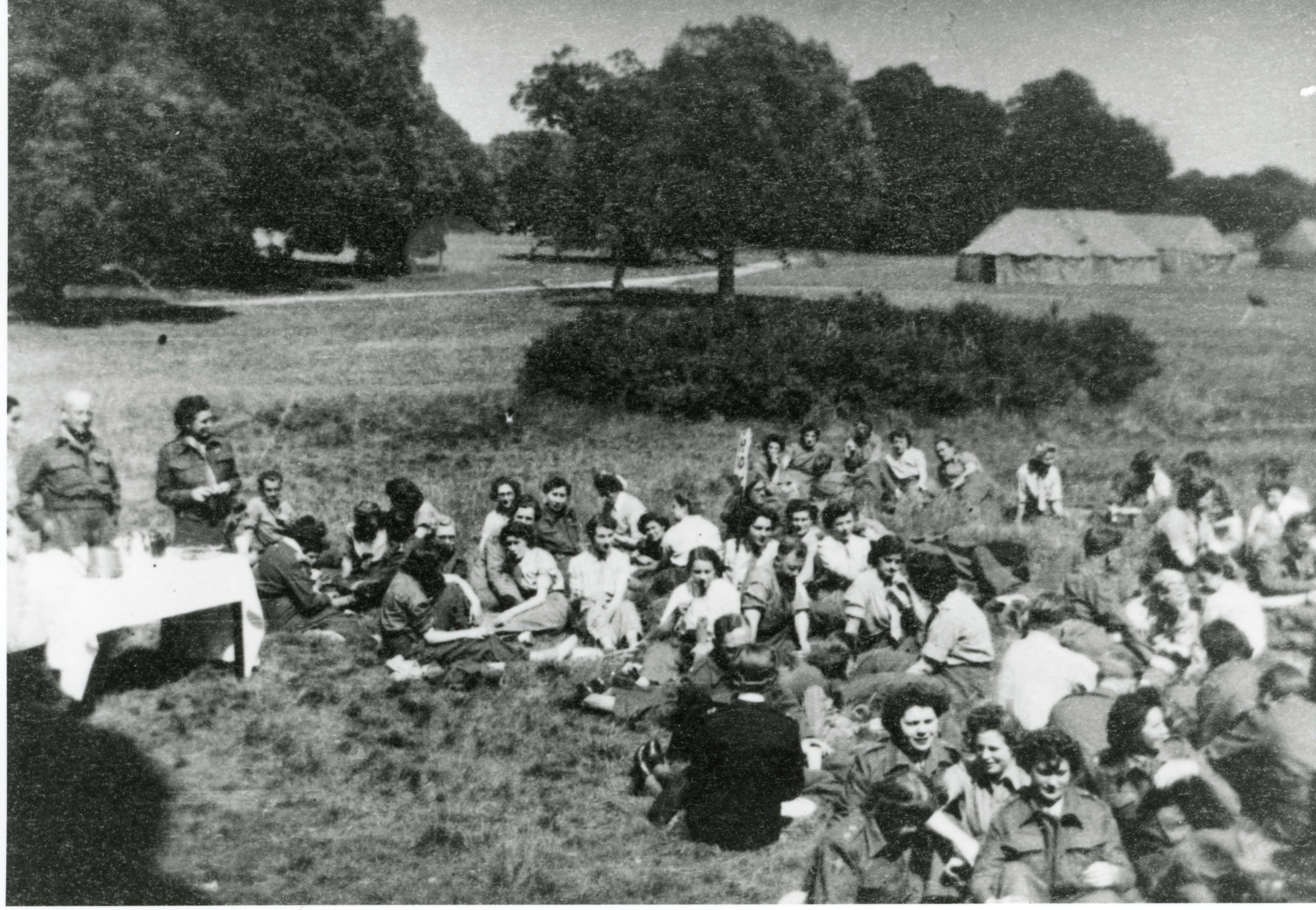 著名的皇家亚历山德拉王后的陆军护理队（Queen Alexandra's Royal Army Nursing Corps）， 也曾经在 Goodwood 区域进行训练。