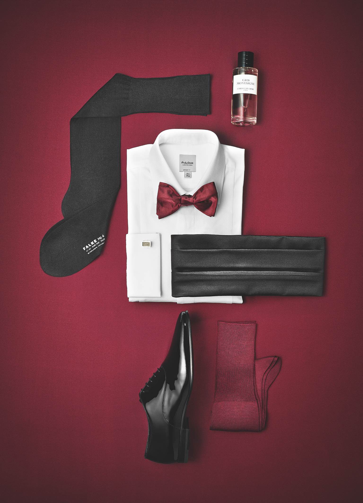 在正式场合的袜子尤以尊贵舒适的质料最受欢迎。