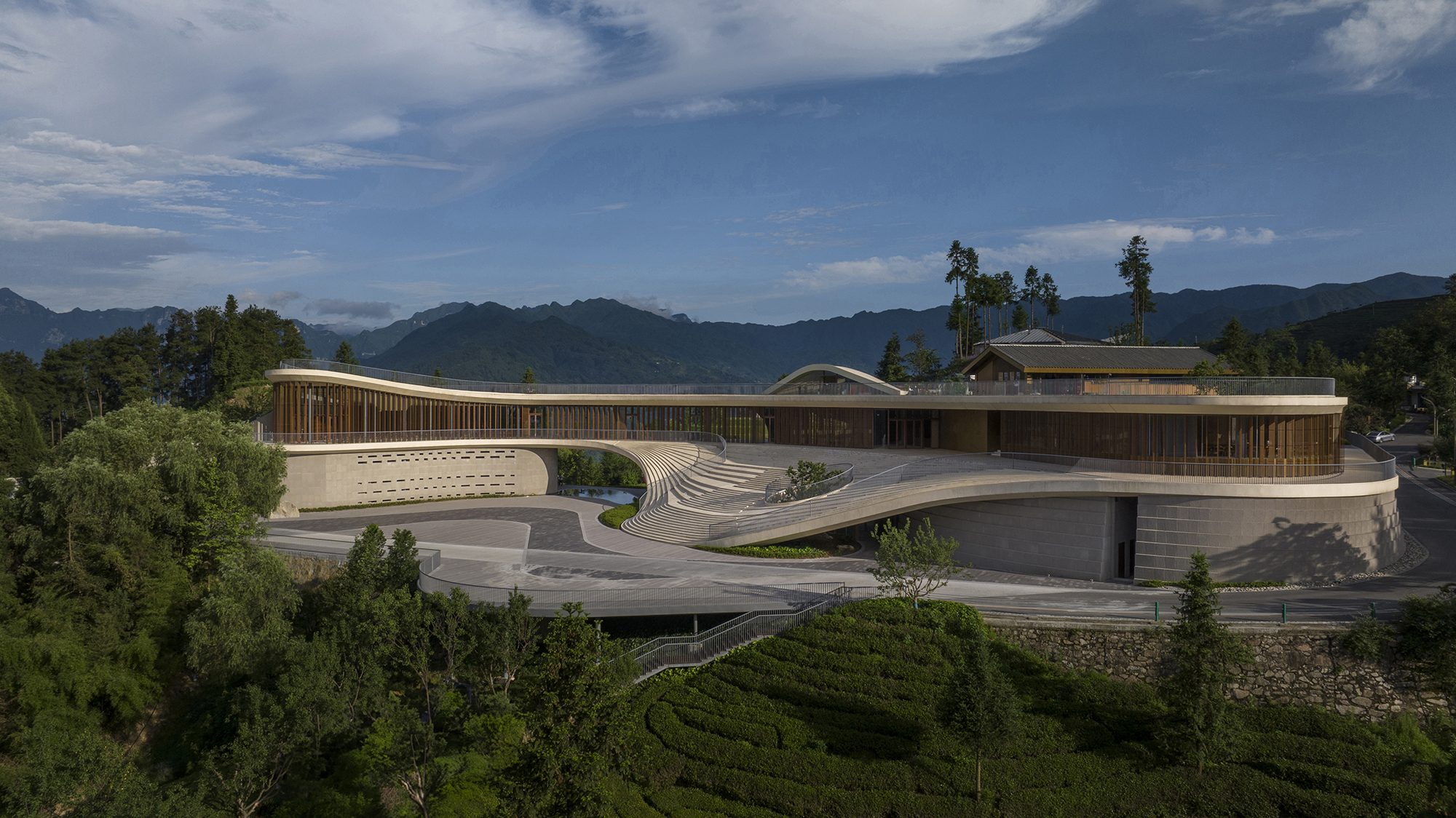 CONNECTING CULTURE AND NATURE：Sanxia Tea Town Exhibition Center 与文化遗产对话的建筑魅力 -  向三峡茶文化致敬