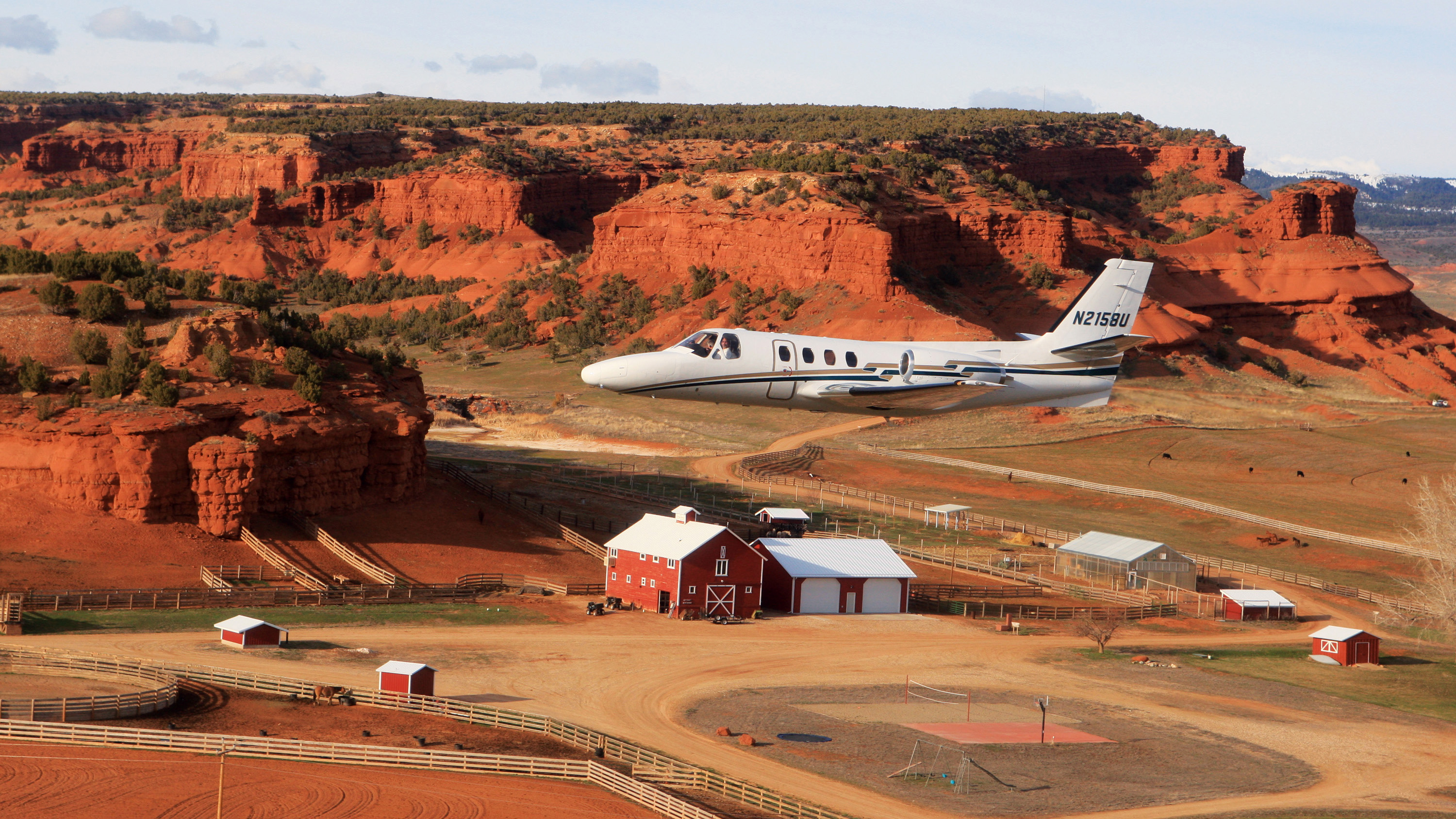 从度假村拓展为航空小镇物件的地产商已日益增多。