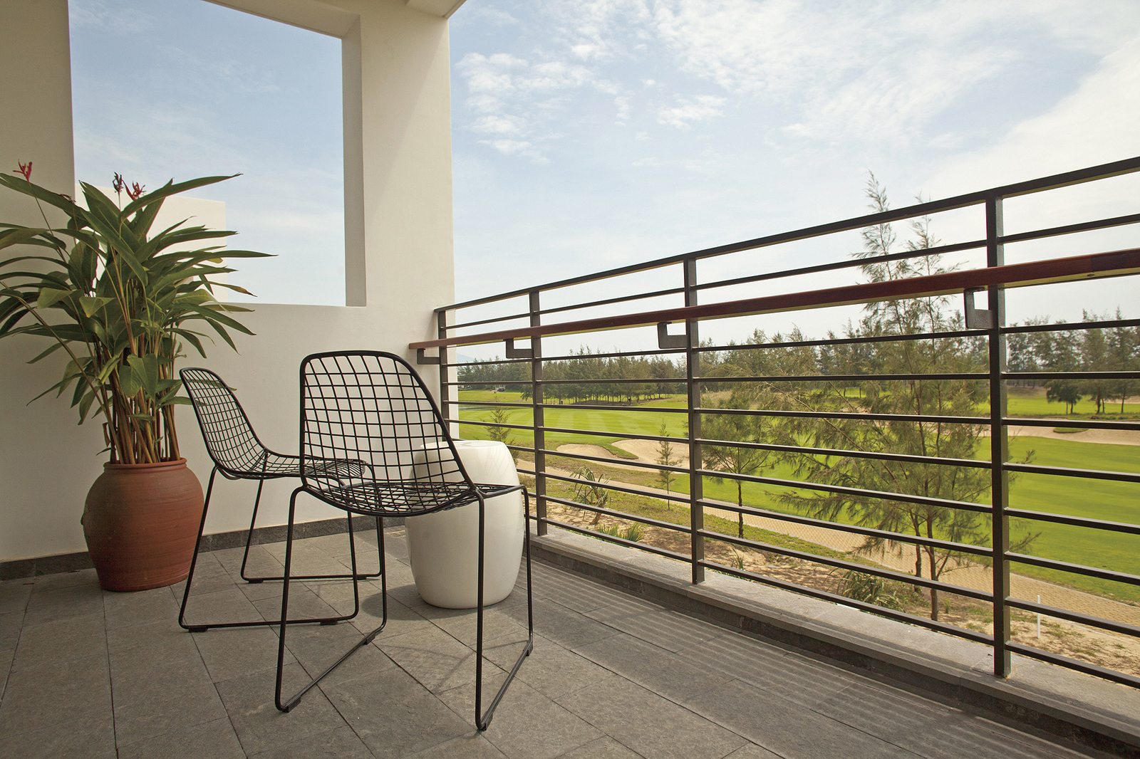 The Montgomerie Links Residences 座落於蘇格蘭高爾夫傳奇人物 Colin Montgomerie 設計的越南首座高爾夫球場之中。