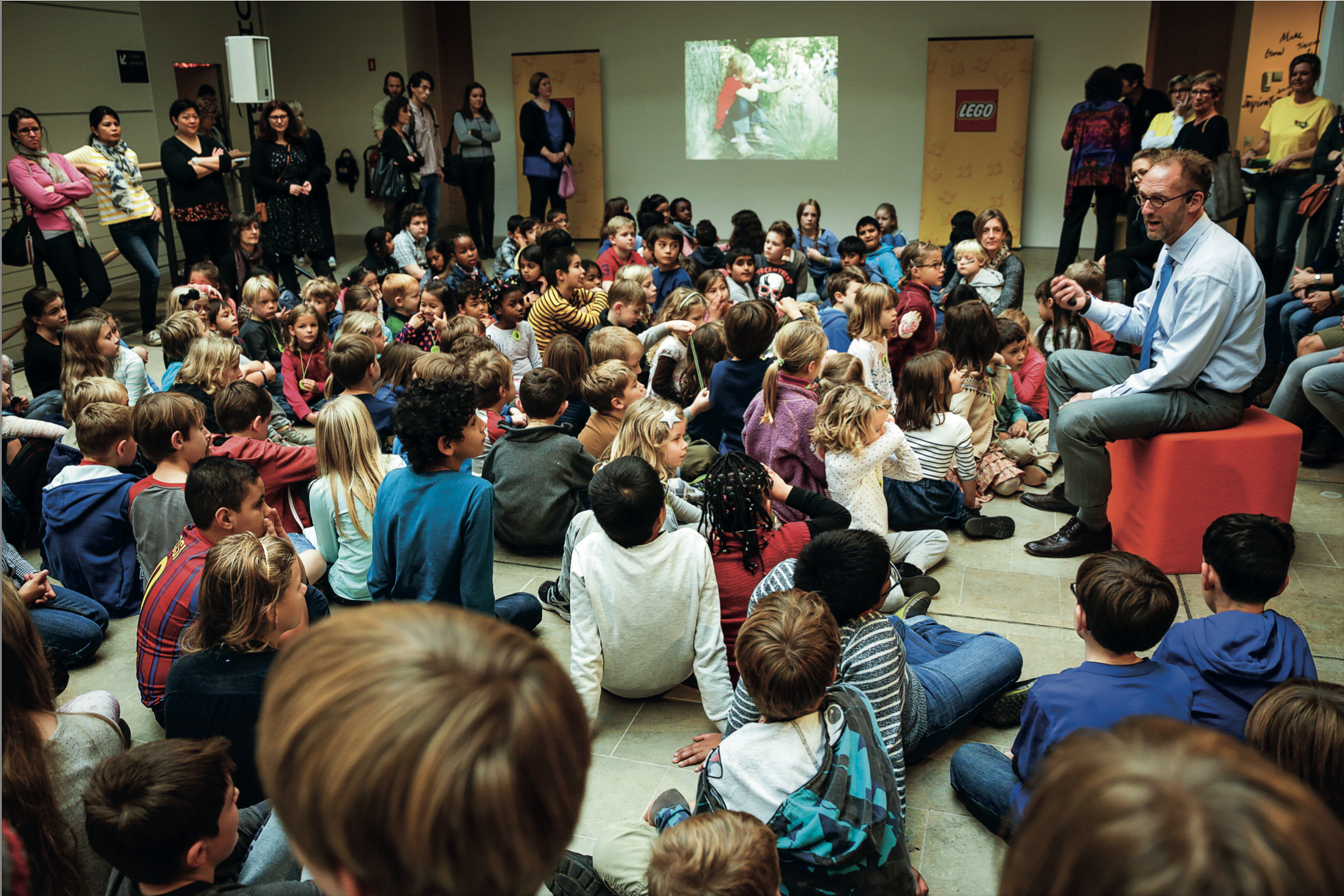 樂高積木培訓課程在全球發燒，CEO Kundstorp也經常為學校巡迴演說。