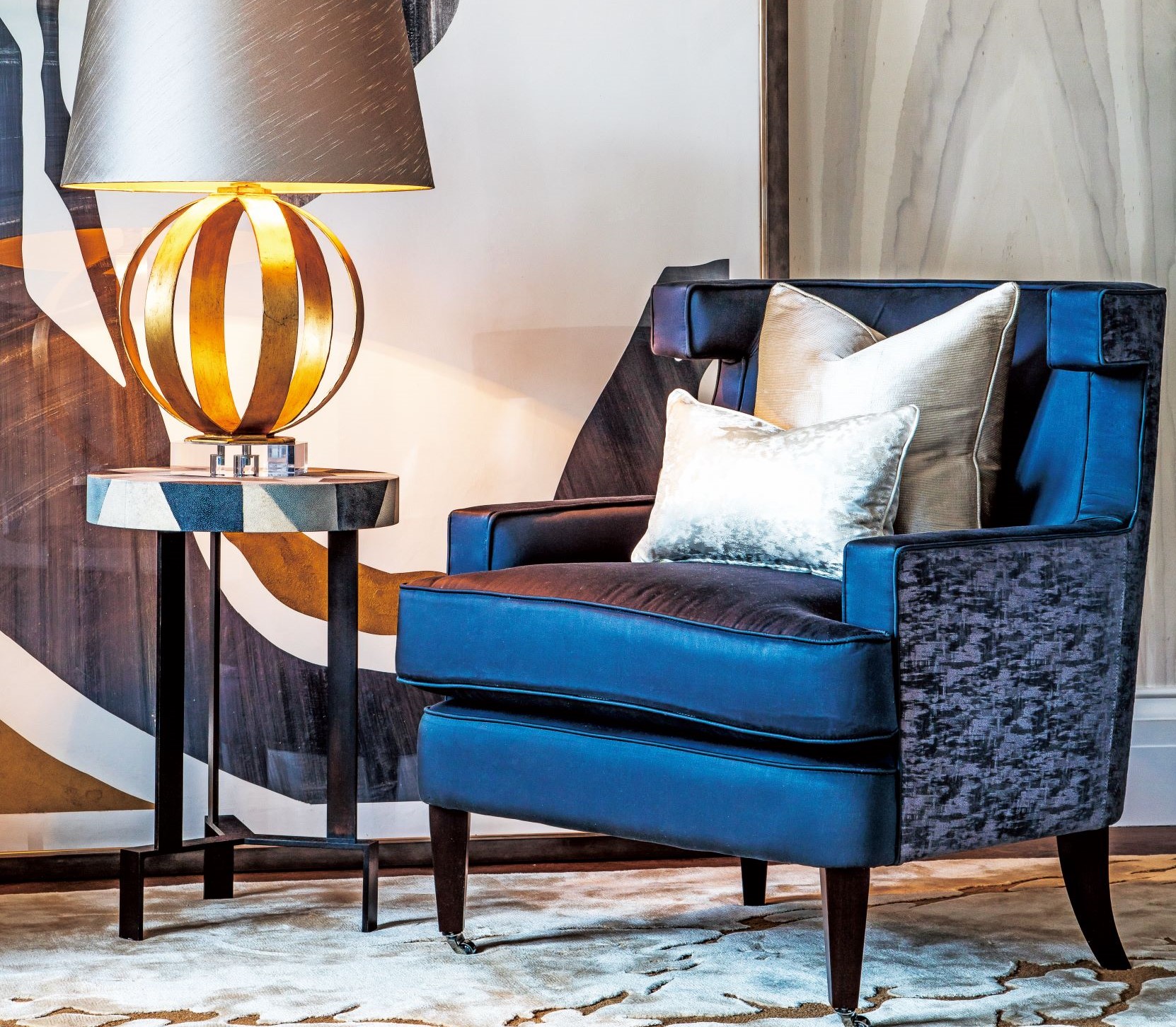 Katharine 着重细节之心，更善于藉由颜色与材质纹理缔造美不胜收的古典气派。