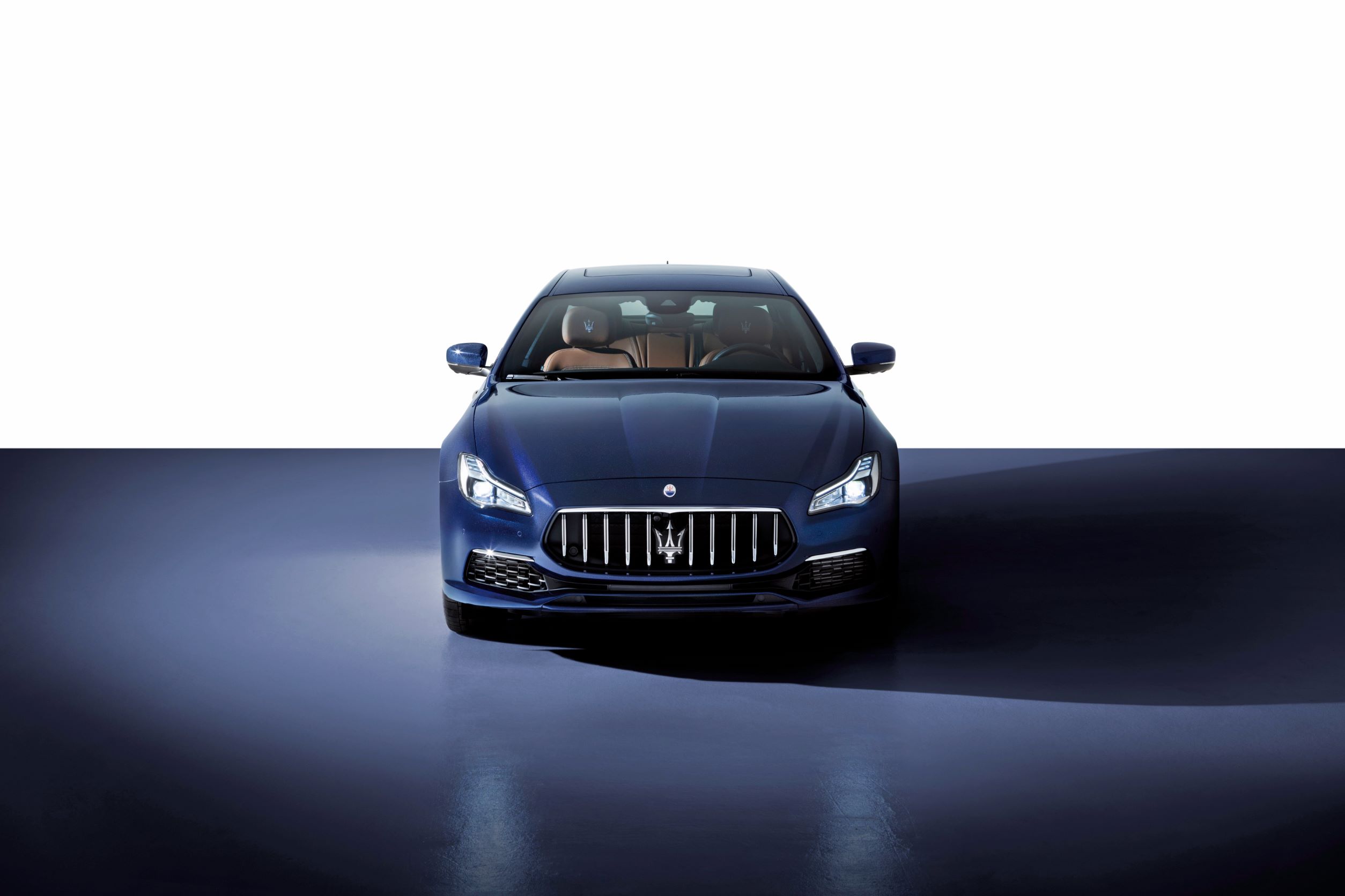 顶着硕大三叉戟厂徽，Quattroporte 是 Maserati 家族中极具品牌魅力的经典车系。